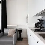 Wallesmanni - Nokia Arena By In! Aparthotel 4*