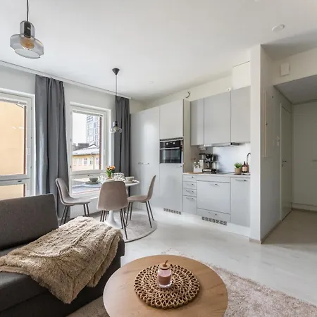 Wallesmanni - Nokia Arena By In! 4*