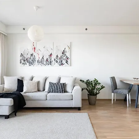 Wallesmanni - Nokia Arena By In! 4*