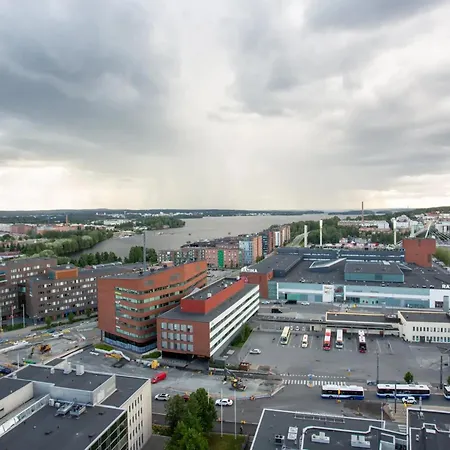 Wallesmanni - Nokia Arena By In! 4*